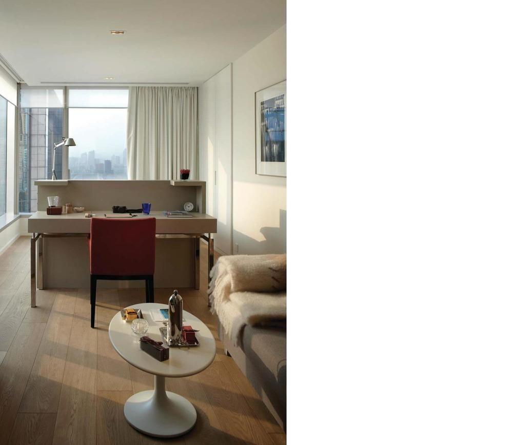 Twenty One Whitfield Aparthotel Hong Kong Exterior photo